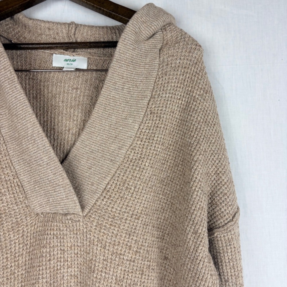 Aerie Tan Waffle Knit Hooded V-Neck‎ Sweater Womens XS Relaxed Fit  Pullover - Picture 4 of 13